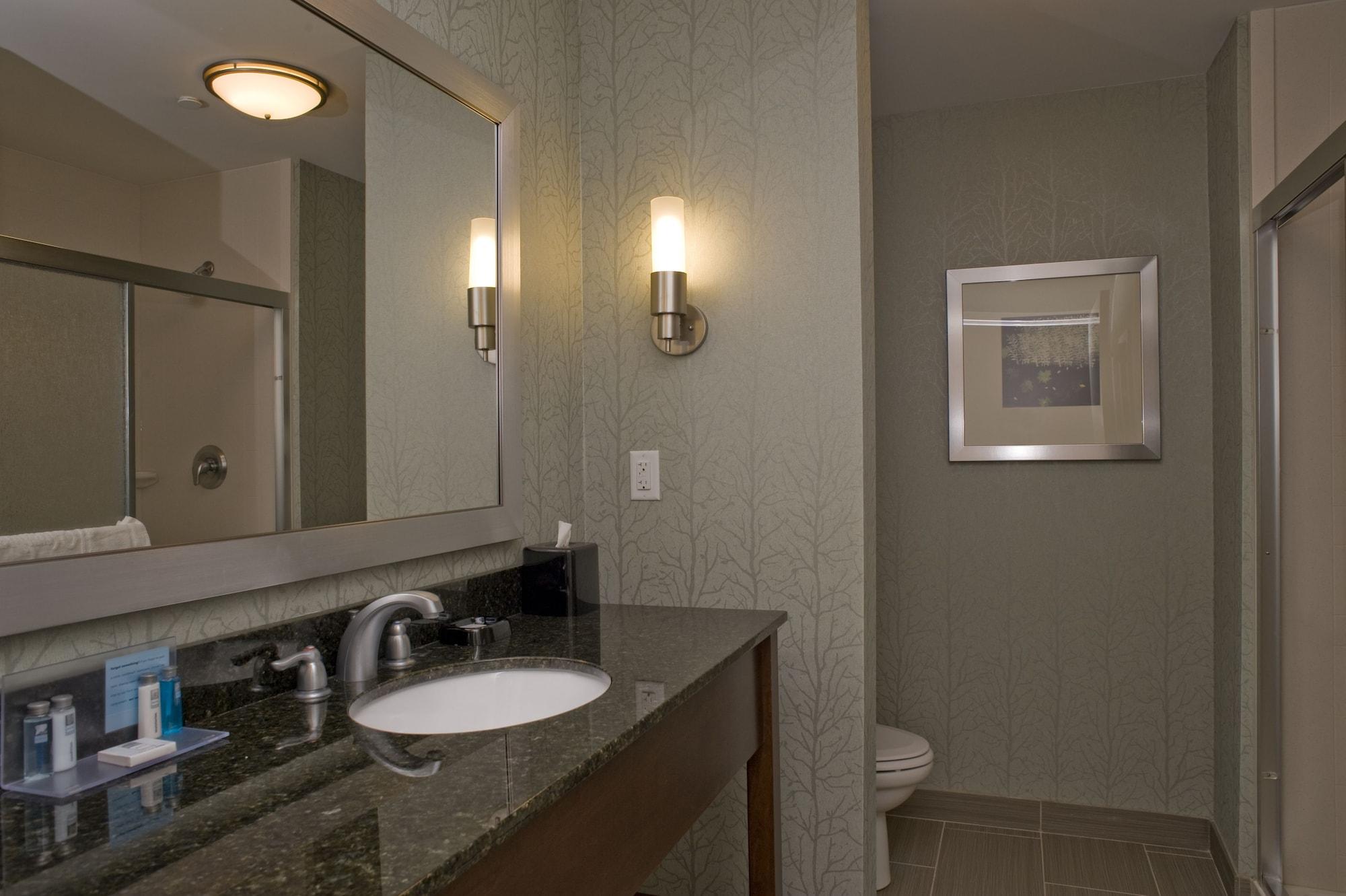 Hampton Inn Anderson/Alliance Business Park Bagian luar foto