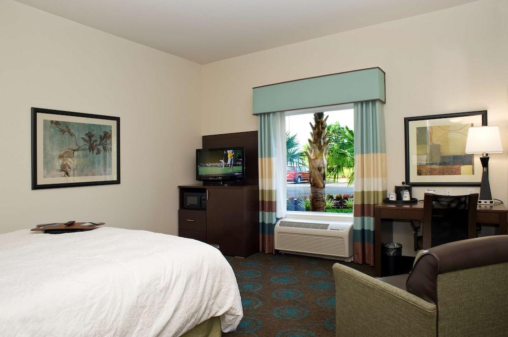 Hampton Inn Anderson/Alliance Business Park Bagian luar foto