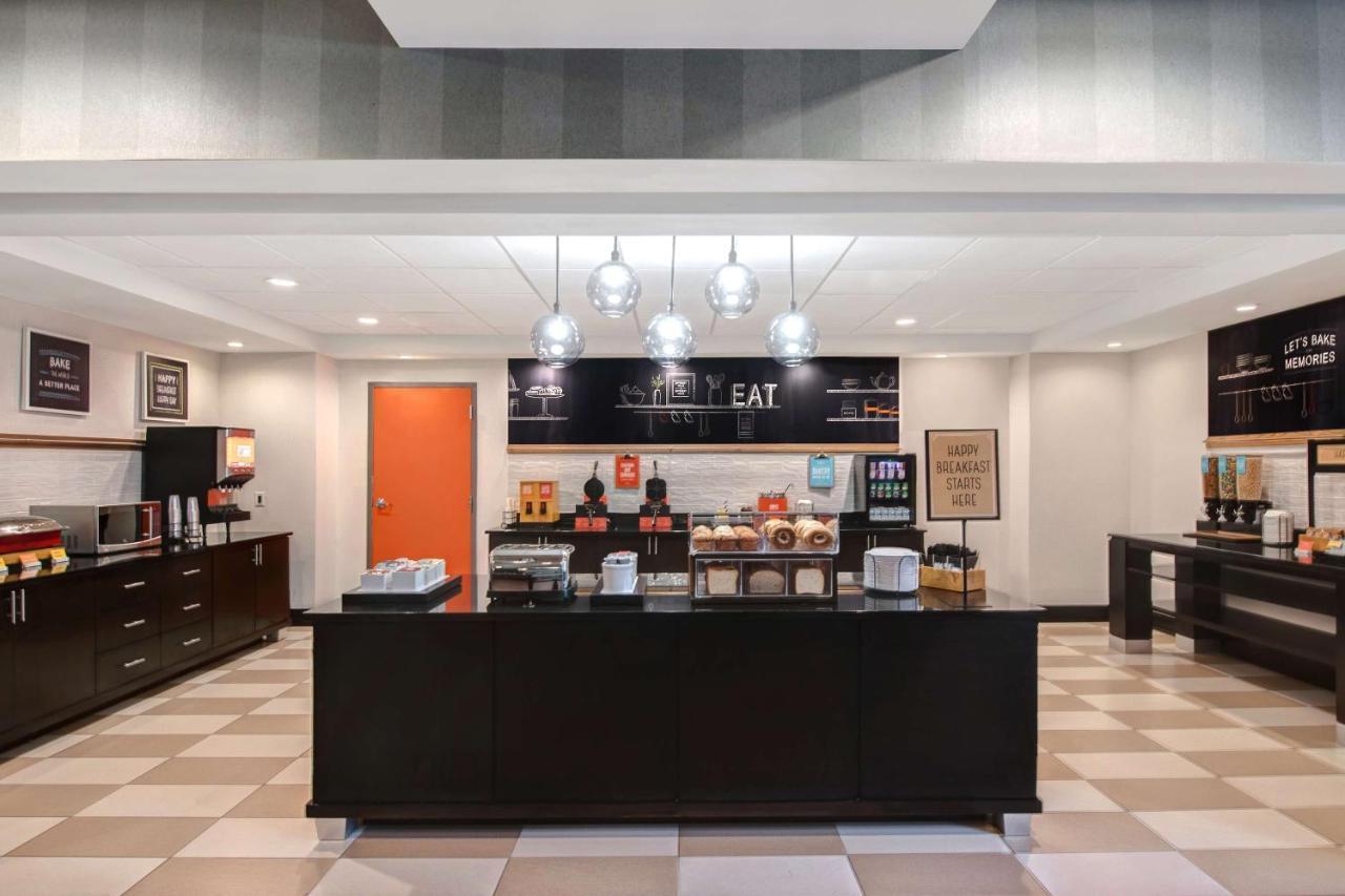 Hampton Inn Anderson/Alliance Business Park Bagian luar foto