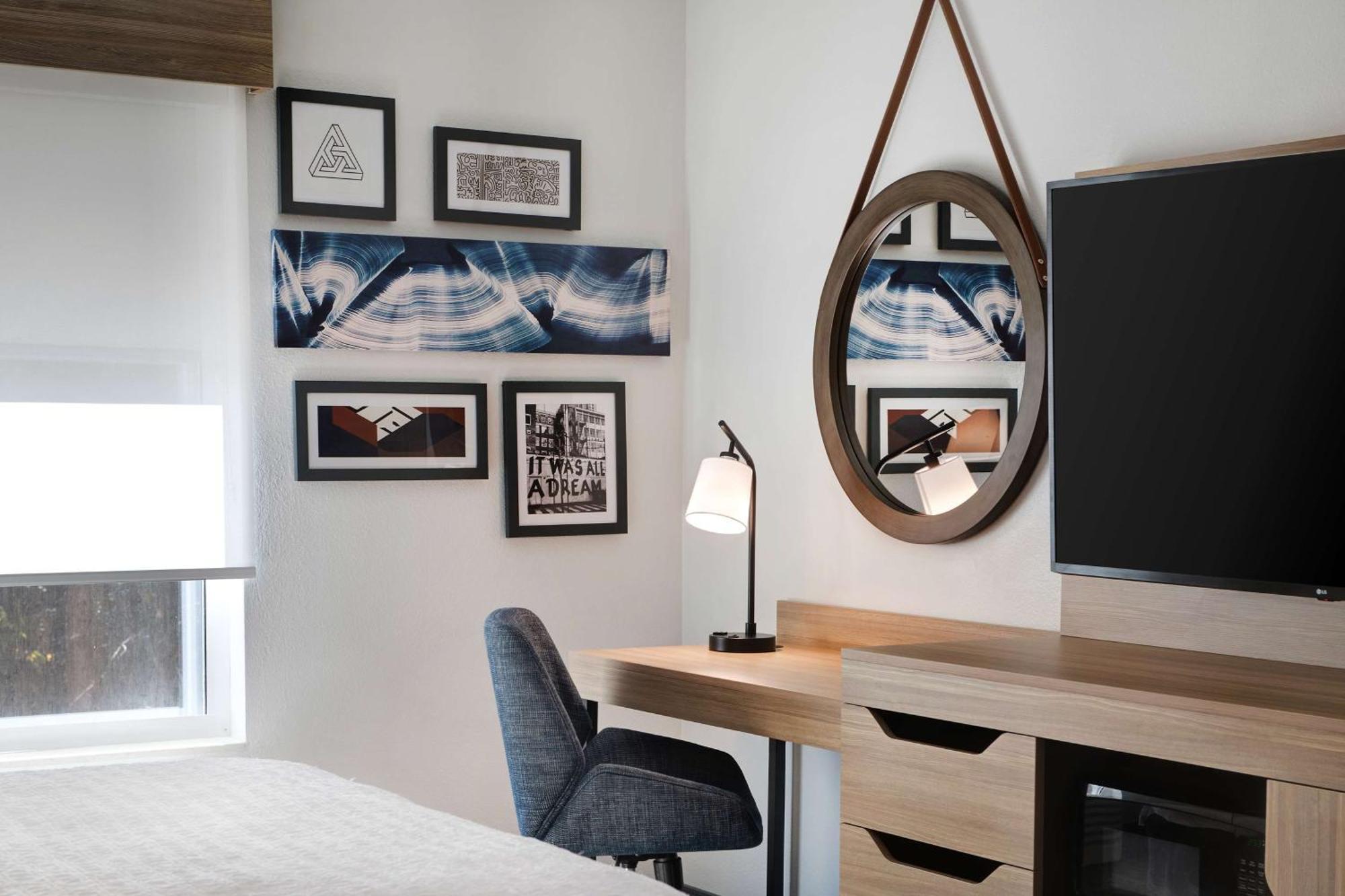 Hampton Inn Anderson/Alliance Business Park Bagian luar foto
