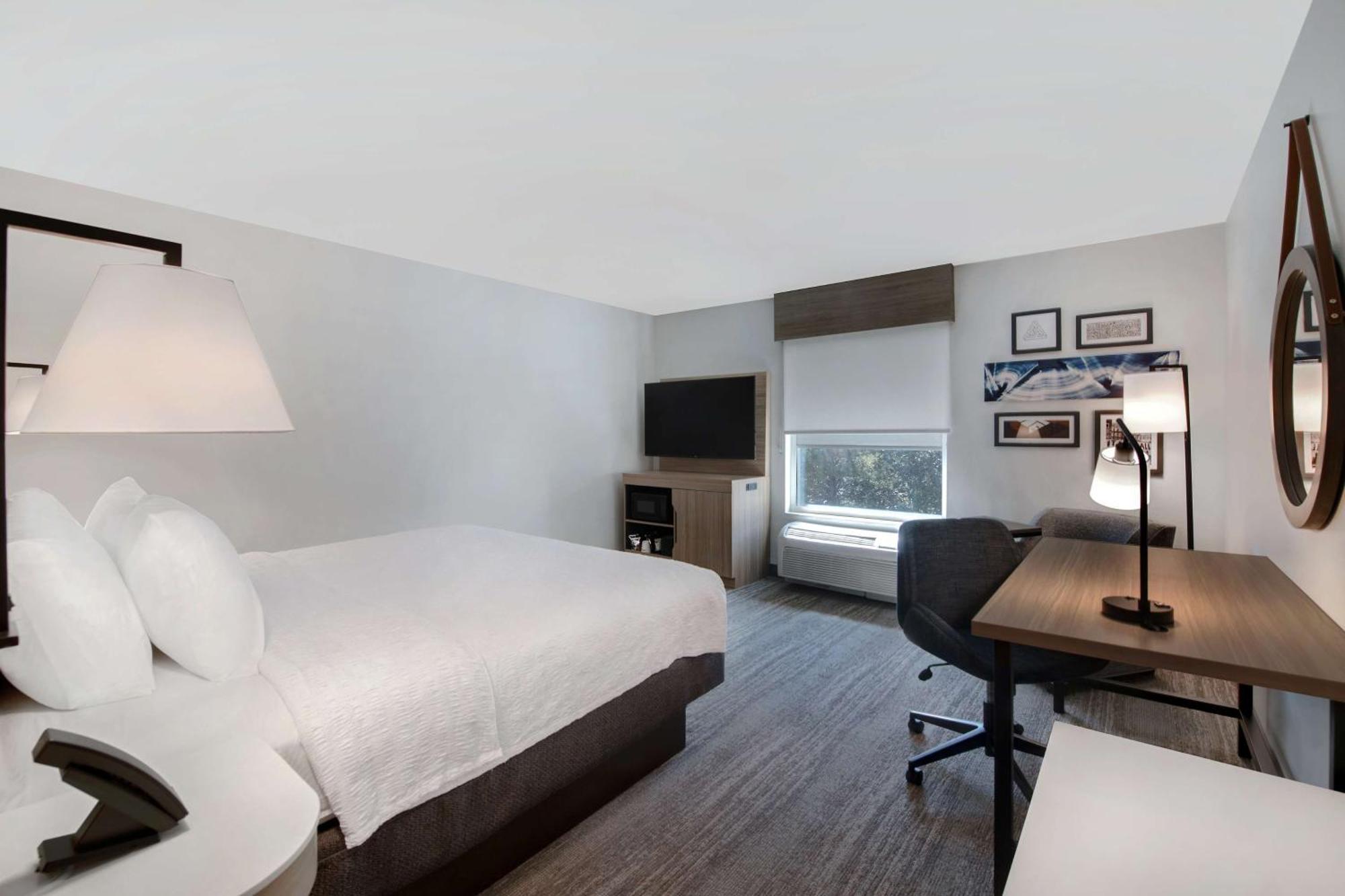 Hampton Inn Anderson/Alliance Business Park Bagian luar foto