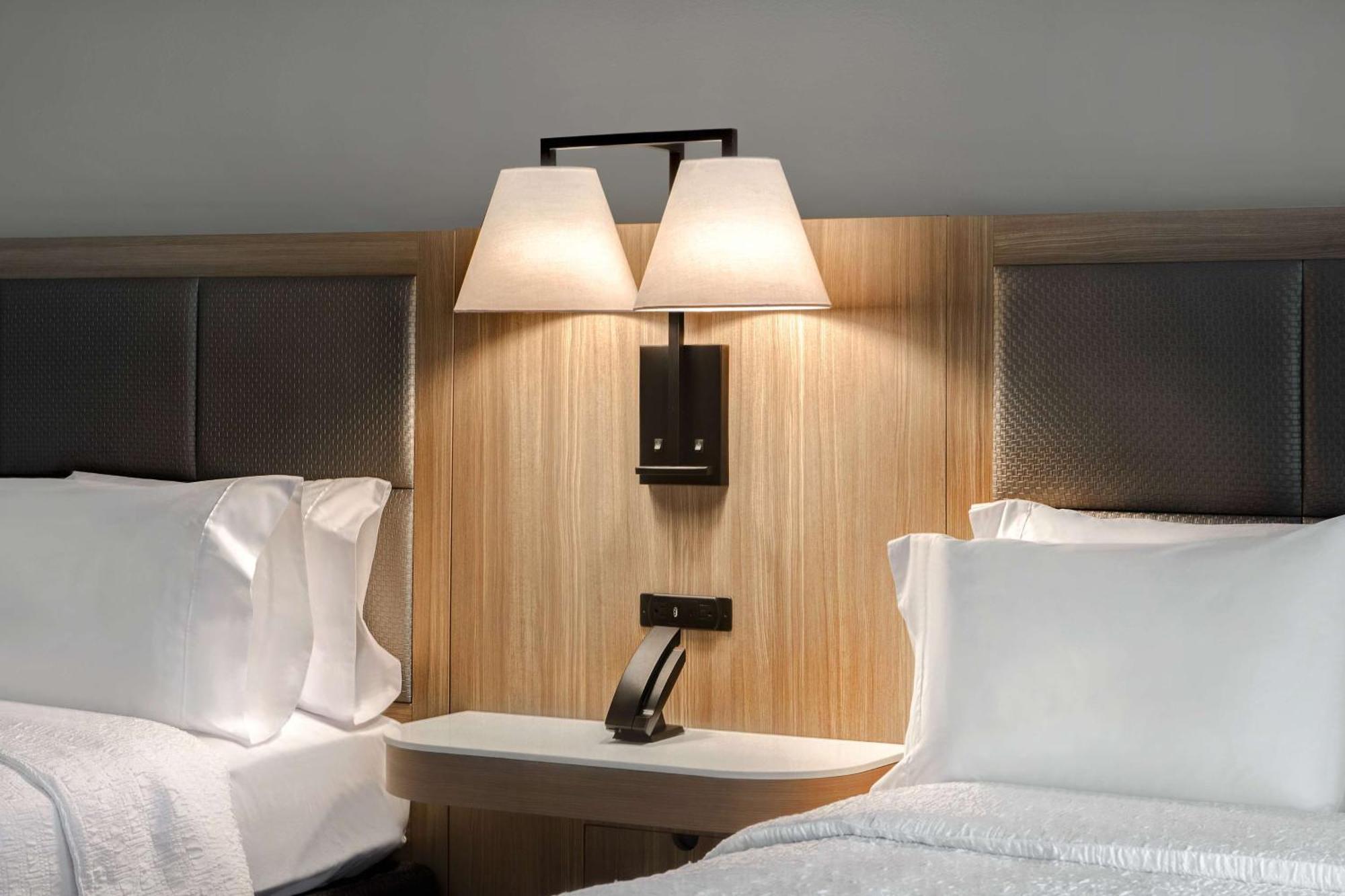 Hampton Inn Anderson/Alliance Business Park Bagian luar foto